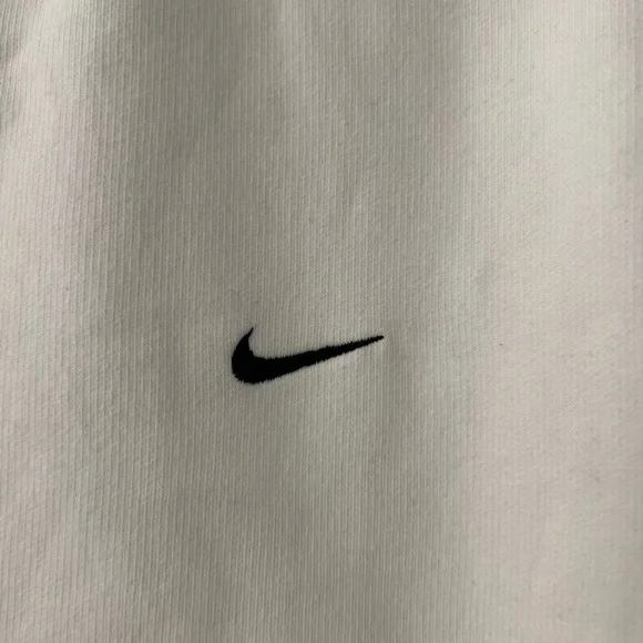 Nike Men's White Crewneck - Picture 2 of 7